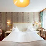 Landgasthof Altwirt Otel Seeham