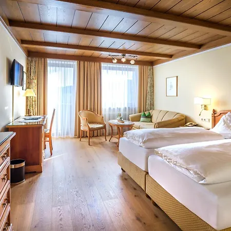 Landgasthof Altwirt Hotel 3*