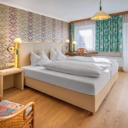 Landgasthof Altwirt Hotel